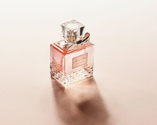 Perfumy - wyraź siebie poprzez zapach