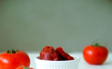 Koncentraty pomidorowe dla lokali gastronomicznych – Jak wybrać idealny koncentrat pomidorowy dla profesjonalnej kuchni? koncentraty pomidorowe dla lokali gastronomicznych
